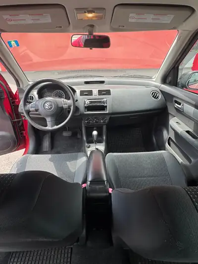 Suzuki Swift 1.5 GL Top — Citadine agile et économique, 195 000 km — detail