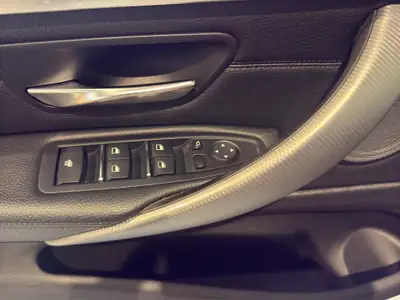 BMW 440i Cabriolet xDrive M Sport — Décapotable sportive, moteur 6-cyl 326 ch, état impeccable — Miniatur 15