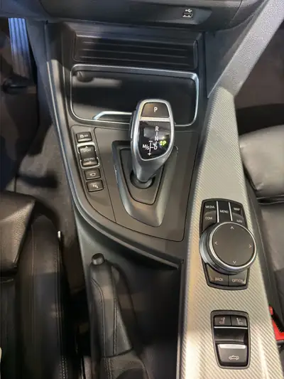 BMW 440i Cabriolet xDrive M Sport — Décapotable sportive, moteur 6-cyl 326 ch, état impeccable — Miniatur 23
