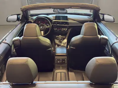 BMW 440i Cabriolet xDrive M Sport — Décapotable sportive, moteur 6-cyl 326 ch, état impeccable — Miniatur 24