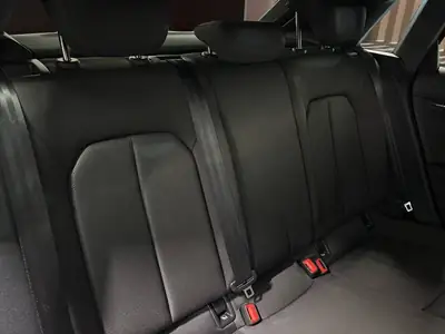 Audi A3 Sportback 35 TFSI Attraction — Berline dynamique, kilométrage modéré — Miniature 8