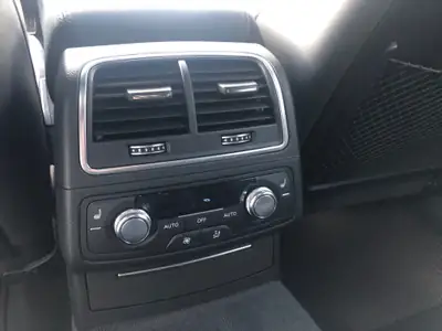 Audi A6 Allroad 3.0 BiTDI V6 Quattro — Break premium 320 ch, tout-terrain élégant — Armaturenbrett