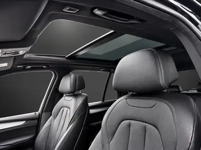 BMW X5 xDrive 50i M-Sportpaket — SUV premium 450 ch, entretien complet — Miniature 15