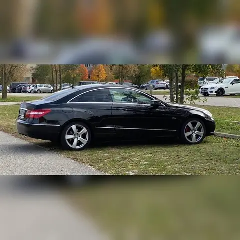 Mercedes-Benz Classe E 2010 occasion Lausanne — 2