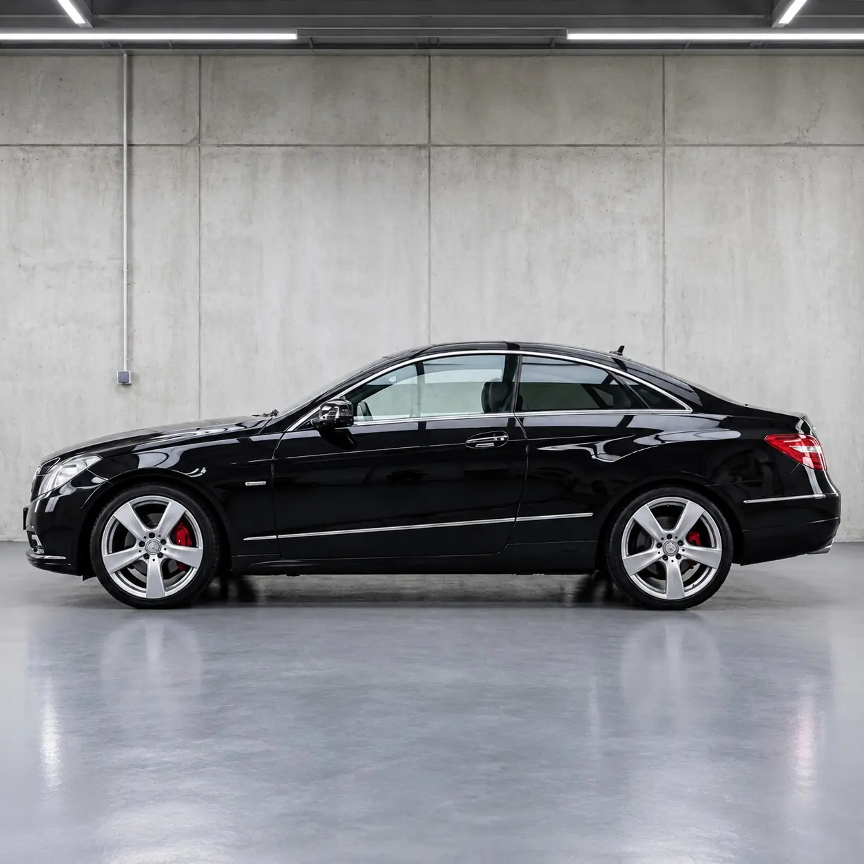 Mercedes-Benz Classe E 2010 occasion Lausanne — 1