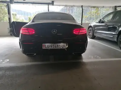 Mercedes-Benz C 200 AMG Line 4Matic — Coupé sportif, transmission automatique, 4WD — vista posteriore