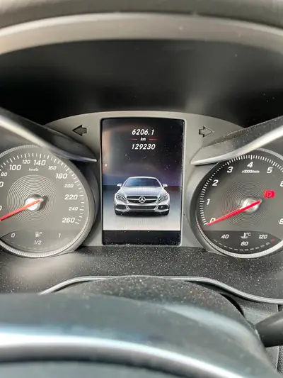 Mercedes-Benz C 200 AMG Line 4Matic — Coupé sportif, transmission automatique, 4WD — dettaglio