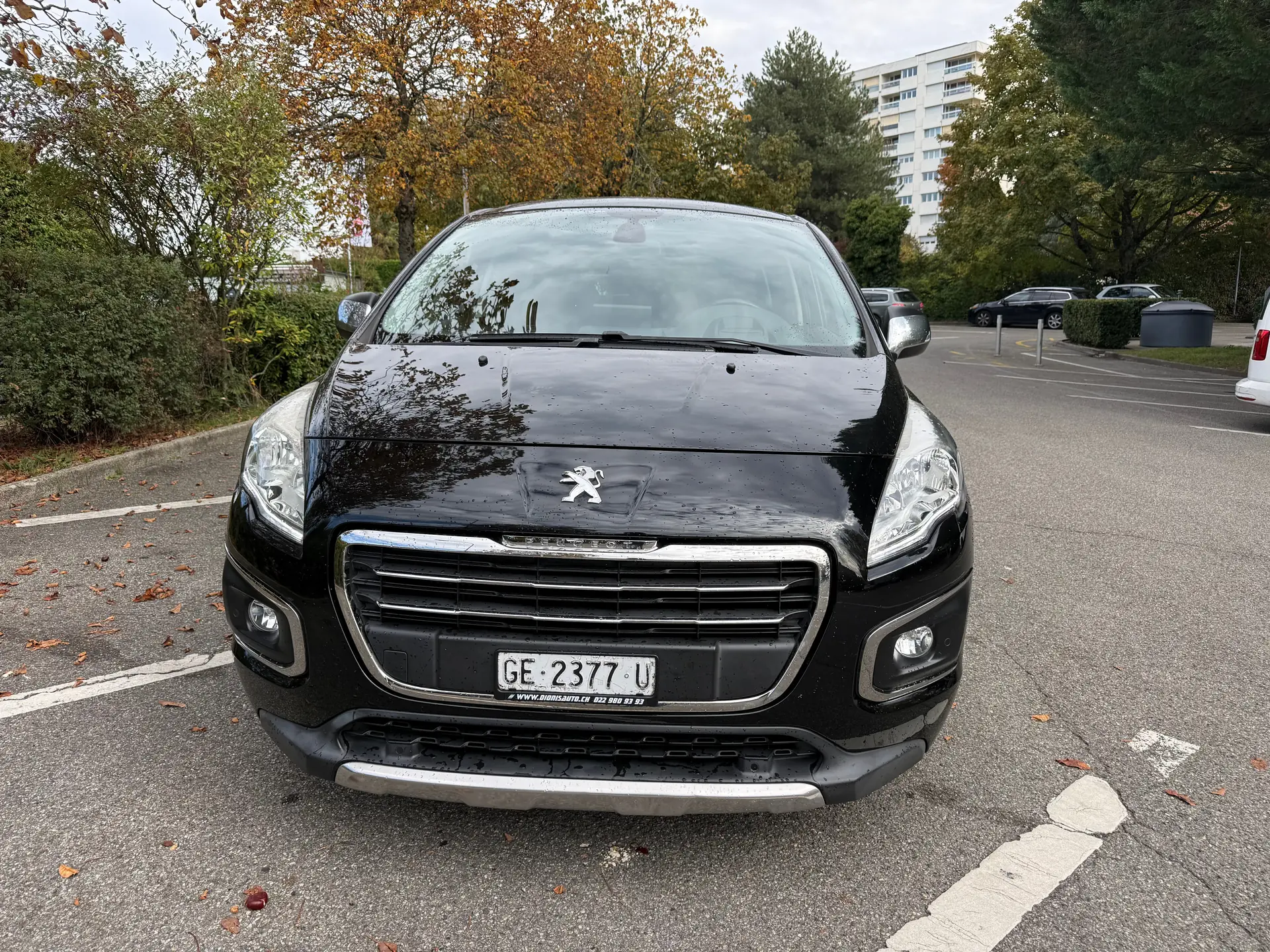 Peugeot 3008 1.6 T Allure — SUV urbain robuste, entretien Peugeot complet