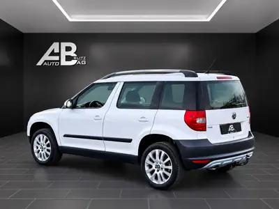 Skoda Yeti 2.0 TDI 140 PS 4x4 — SUV compact robuste, tout-terrain polyvalent — rear view