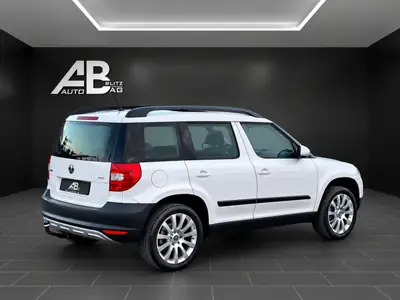 Skoda Yeti 2.0 TDI 140 PS 4x4 — SUV compact robuste, tout-terrain polyvalent — dashboard