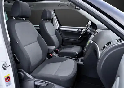 Skoda Yeti 2.0 TDI 140 PS 4x4 — SUV compact robuste, tout-terrain polyvalent — Thumbnail 9