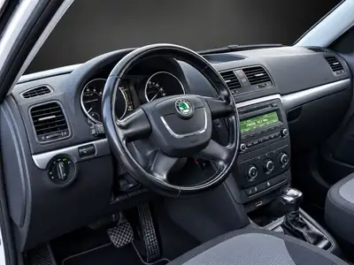 Skoda Yeti 2.0 TDI 140 PS 4x4 — SUV compact robuste, tout-terrain polyvalent — Thumbnail 8