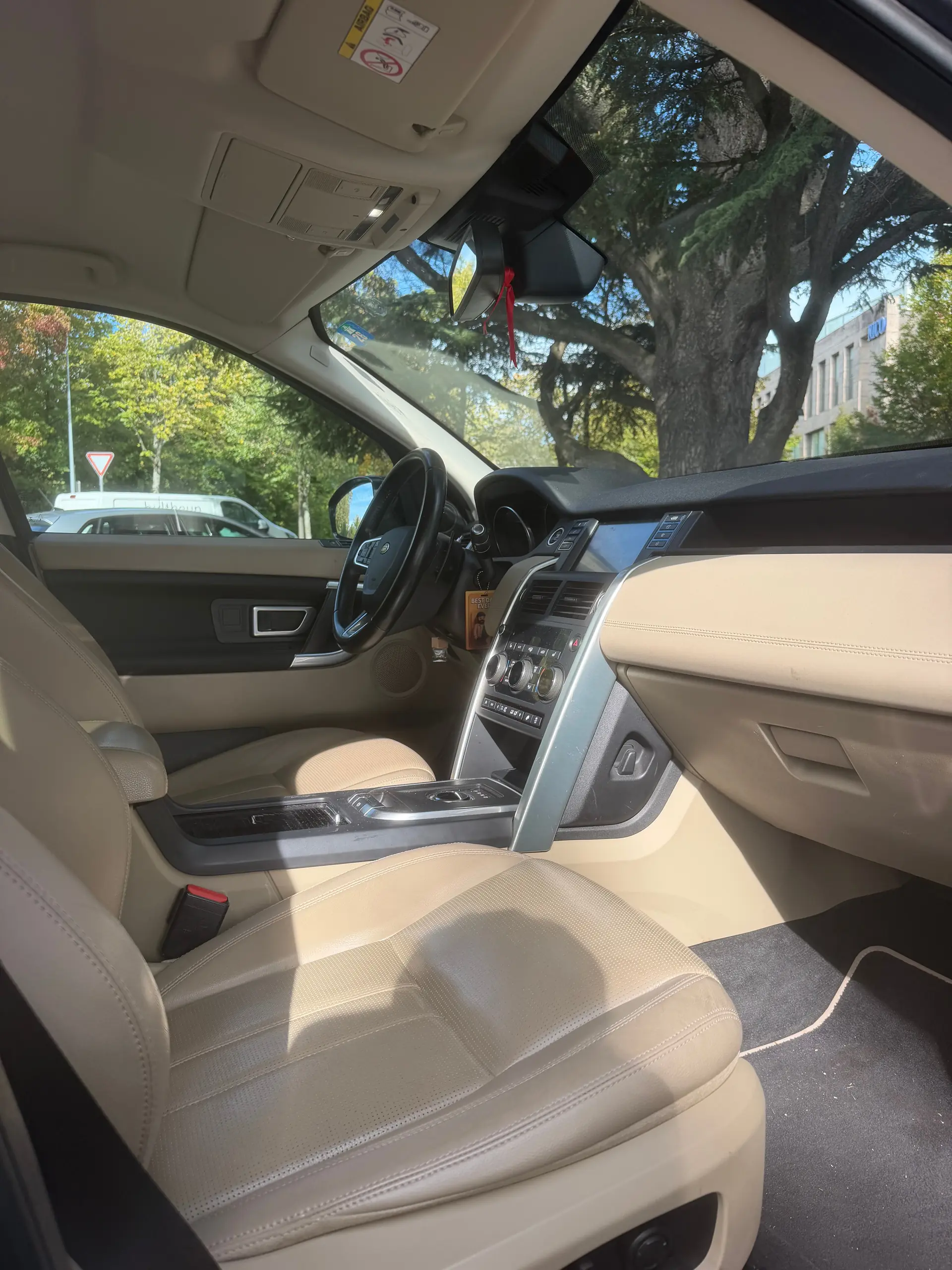 Land Rover Discovery Sport 2016 occasion Bussigny — 3