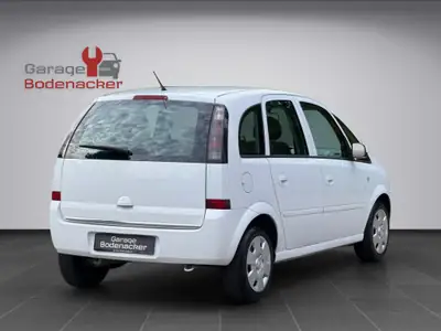 Opel Meriva 1.6i-16 TP Edition Easytronic — Minivan pratique, transmission automatisée, 100'000 km — cruscotto