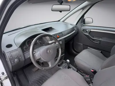 Opel Meriva 1.6i-16 TP Edition Easytronic — Minivan pratique, transmission automatisée, 100'000 km — Miniatura 9