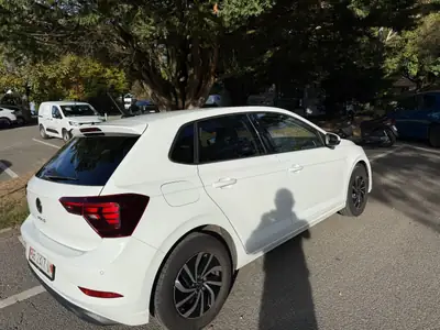 VW Polo 1.0 TSI Life 2023 — Citadine économe, première main, garantie 12 mois — côté
