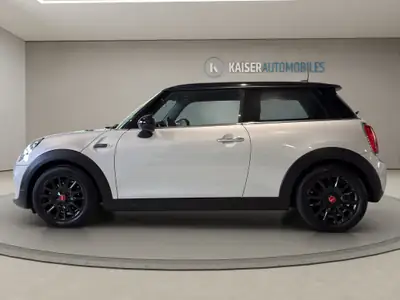 MINI Cooper 3 portes 2018 — Design iconique, faible kilométrage, Pack Pepper — rear view