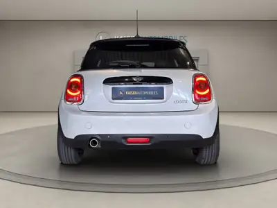 MINI Cooper 3 portes 2018 — Design iconique, faible kilométrage, Pack Pepper — Thumbnail 19