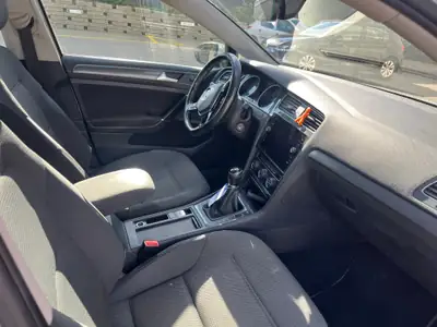 VW Golf 1.4 TSI 125 Comfortline — Compacte fiable, entretenue régulièrement — tableau de bord