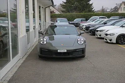Porsche 911 Carrera S PDK — Coupé sportif haute performance, 60'000 km seulement — fianco