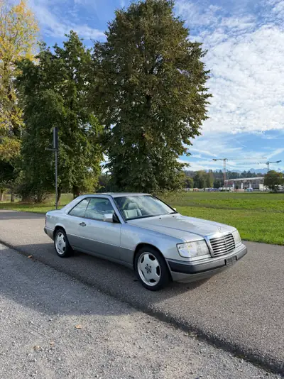 Mercedes-Benz 300 CE — Coupé sportif classique, motorisation 180 ch automatique — Thumbnail 7