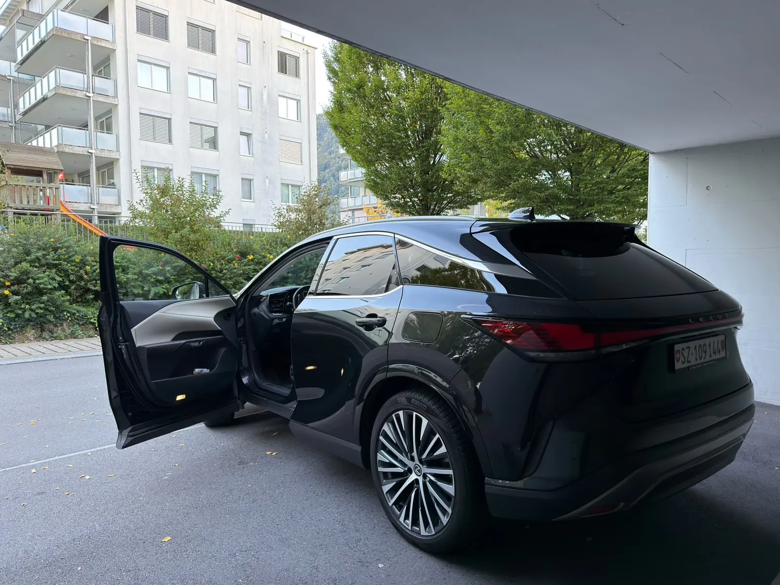 Lexus RX 2023 occasion Goldau — 4