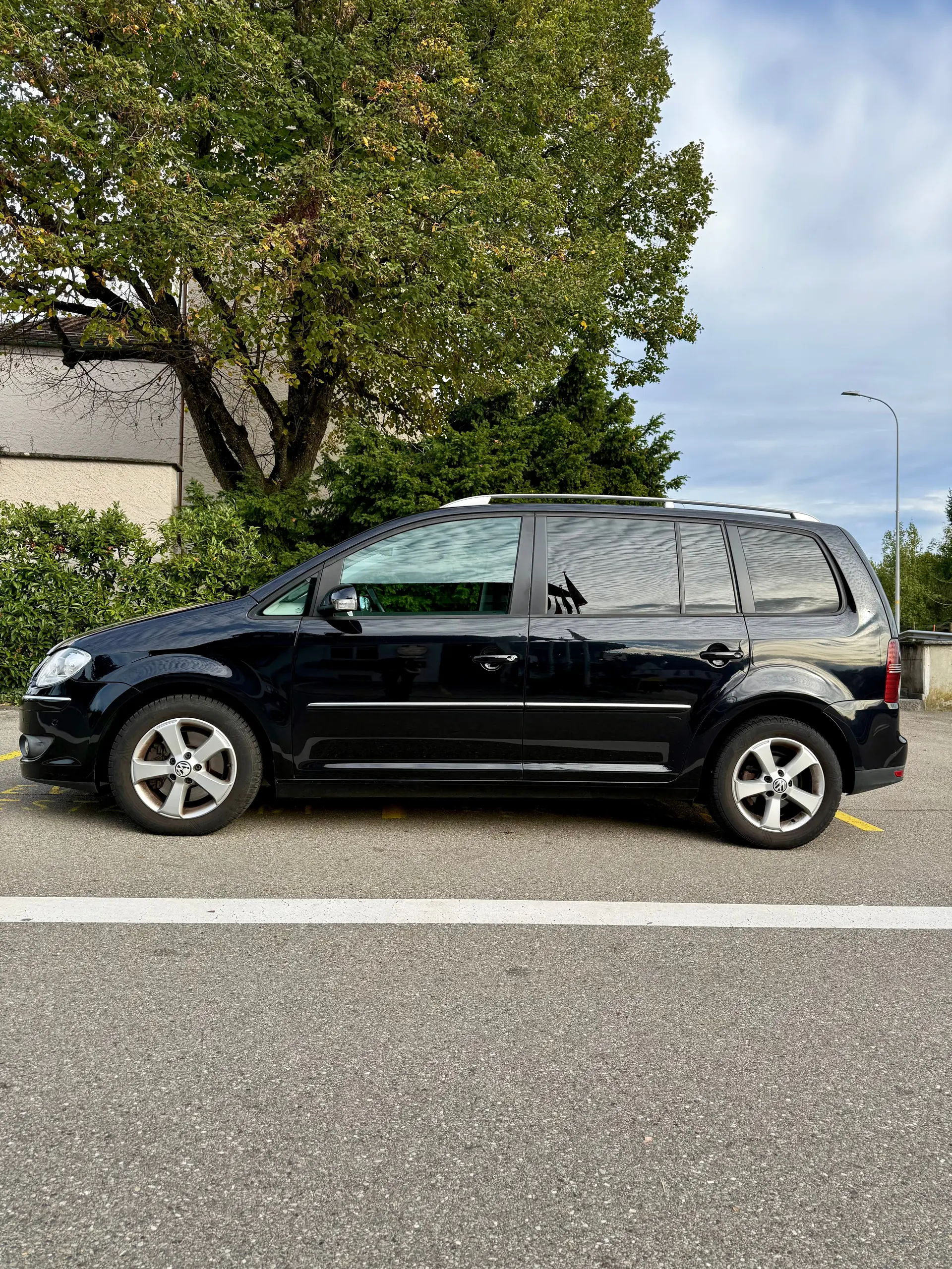Volkswagen Touran 2009 occasion Lütisburg — 4