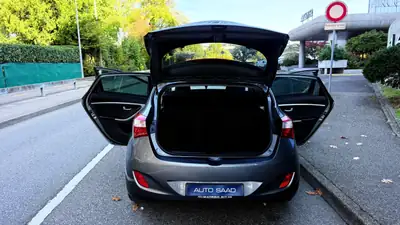 Hyundai i30 1.6 GDI Style — Berline fiable, 140 000 km, sans sinistre — Miniature 7