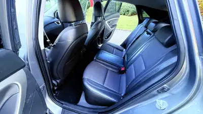 Hyundai i30 1.6 GDI Style — Berline fiable, 140 000 km, sans sinistre — Miniature 12