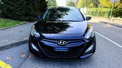 Hyundai i30 Wagon 1.6 GDI Style — Monospace familial fiable, 125'000 km — vue extérieure