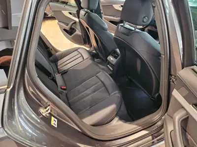 Audi A4 Avant 50 TDI S line — Break premium diesel 286 ch, attelage & toit panoramique — Miniature 19
