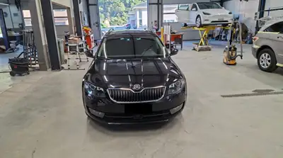 Skoda Octavia 1.8 TSI Elegance 4x4 — Break polyvalent, transmission DSG, sans sinistre — Außenansicht