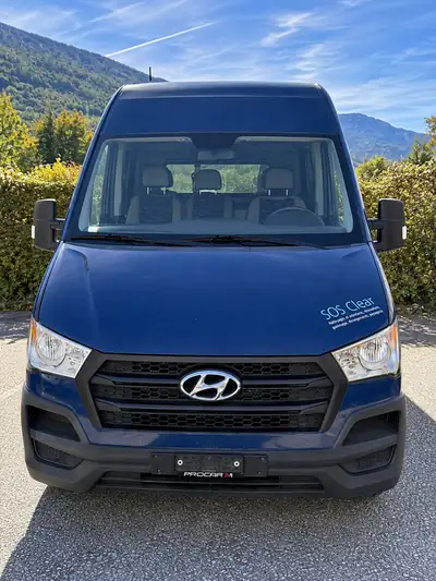 Hyundai H350 2.5 CRDi Amplia — Utilitaire spacieux, diesel économique, sous 100'000 km — fianco