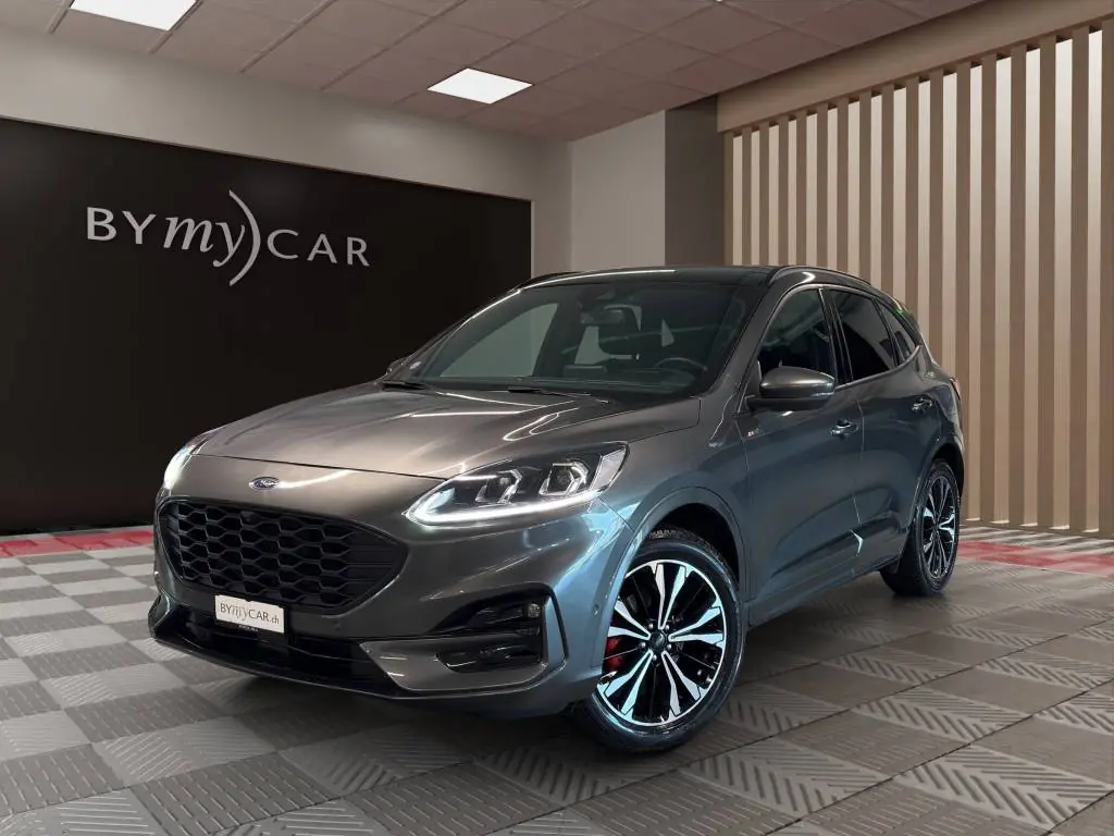 Ford Kuga 2.5 FHEV ST-Line X 4WD — SUV hybride essence, 4 roues motrices et 59 000 km