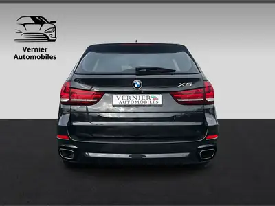 BMW X5 xDrive 40d Steptronic — SUV premium diesel, très bon état, garantie 12 mois — tableau de bord