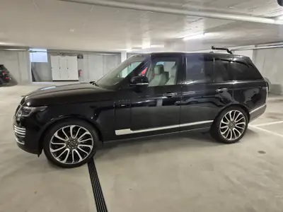 Land Rover Range Rover 5.0 V8 SC Autobiography — Prestige et puissance, kilométrage modéré — côté