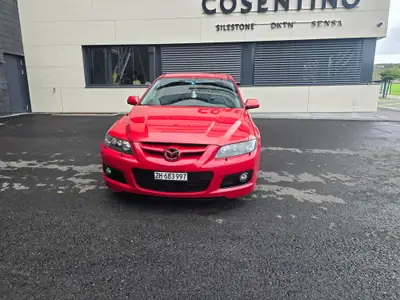 Mazda 6 2.3 MPS 4WD — Berline sportive intégrale, 260 ch et traction permanente — vue extérieure