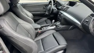 BMW 135i Coupé 2012 — Sportivité pure, 306 ch et design emblématique — cruscotto