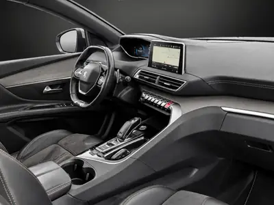Peugeot 3008 2.0 BlueHDi GT — SUV premium diesel automatique, toit panoramique, 108'000 km — Miniatura 10