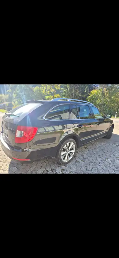 Skoda Superb 2.0 TDI 140 Ambition 4x4 — Break premium, traction intégrale et consommation maîtrisée — interior