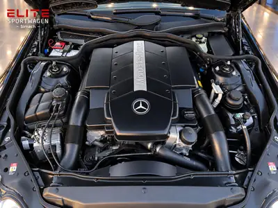 Mercedes-Benz SL 500 — Roadster V8 légendaire, transformation AMG spectaculaire — Miniatura 13