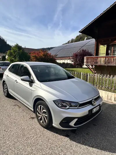 VW Polo 1.0 TSI Life — Citadine économique, 44'000 km seulement — vista esterna