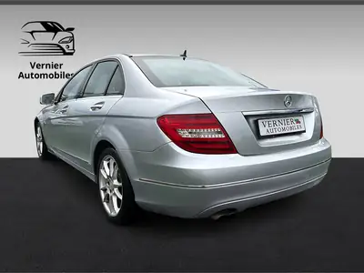 Mercedes-Benz C 180 BlueEfficiency — Berline élégante, consommation maîtrisée, sans sinistre — intérieur