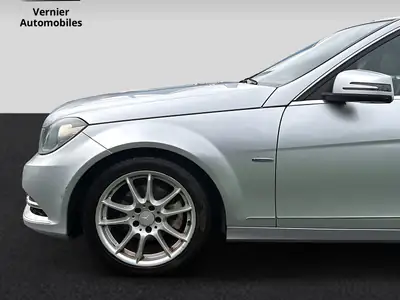 Mercedes-Benz C 180 BlueEfficiency — Berline élégante, consommation maîtrisée, sans sinistre — Miniature 7