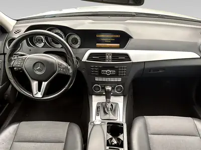 Mercedes-Benz C 180 BlueEfficiency — Berline élégante, consommation maîtrisée, sans sinistre — Miniature 12