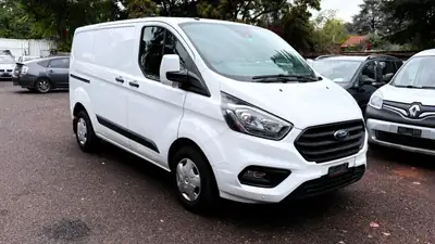 Ford Transit Custom Van 280 L1H1 — Utilitaire diesel fiable, faible kilométrage, à rénover — côté