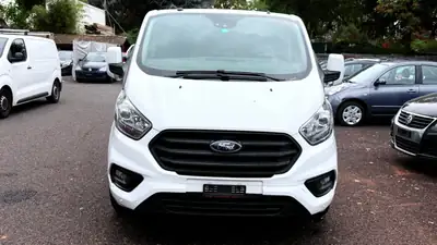 Ford Transit Custom Van 280 L1H1 — Utilitaire diesel fiable, faible kilométrage, à rénover — vue extérieure