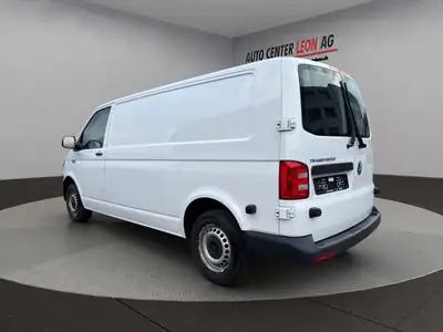 VW T6 2.0 TDI DSG — Utilitaire fiable, 150 ch et boîte auto, parfait pour les pros — Innenraum