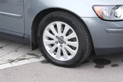 Volvo V50 2.5 T5 Summum — Break robuste, 89 000 km, moteur 5-cylindres régénéré — Miniature 7