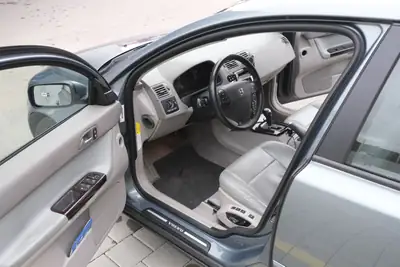 Volvo V50 2.5 T5 Summum — Break robuste, 89 000 km, moteur 5-cylindres régénéré — Miniature 12